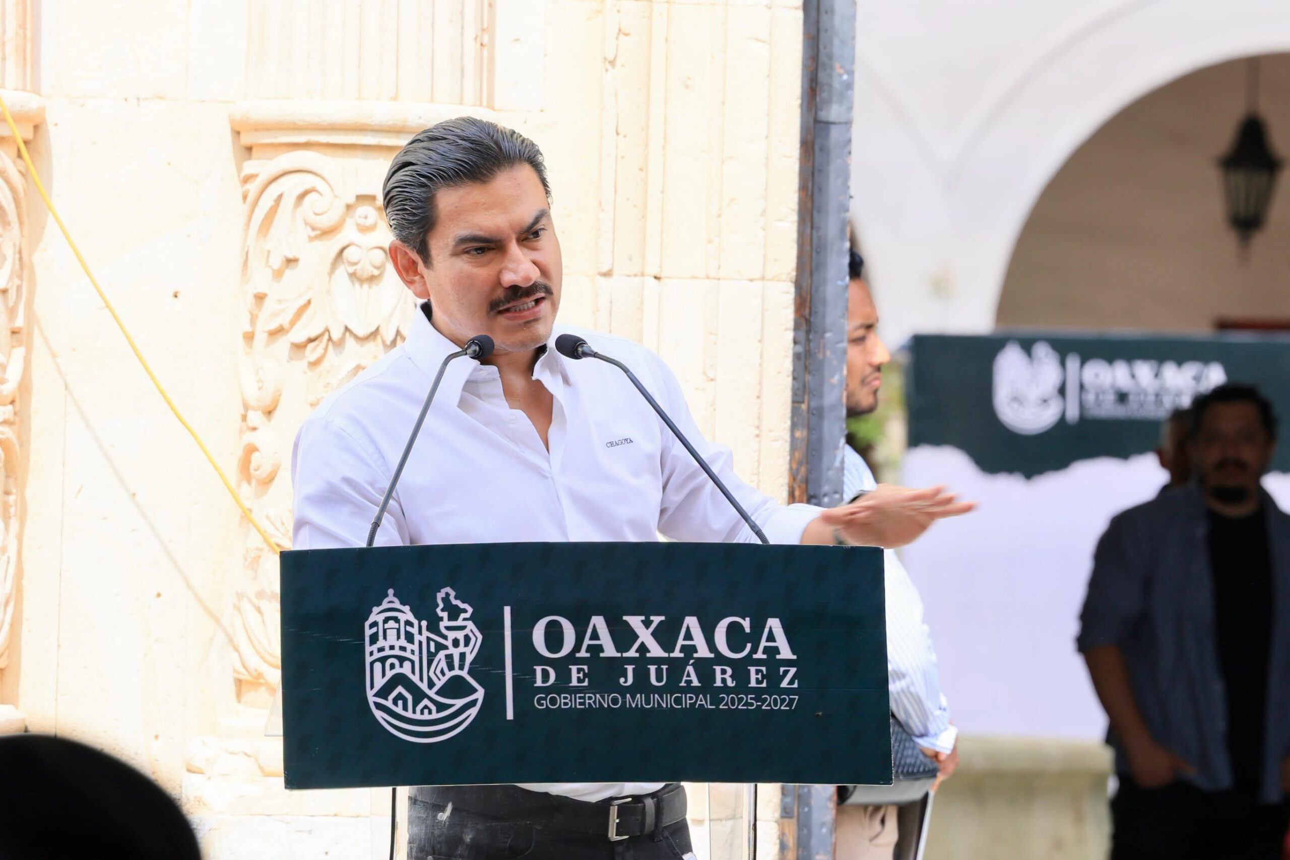 Atender, atender y atender, objetivo de los Diálogos Vecinales: Ray Chagoya
