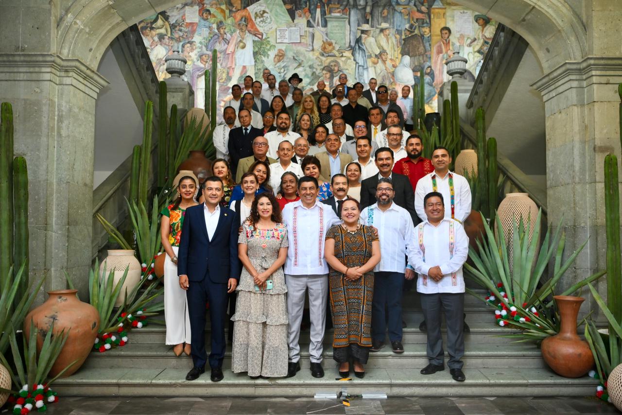 Oaxaca fortalece certeza jurídica de las familias con campaña “Septiembre, Mes del Testamento”