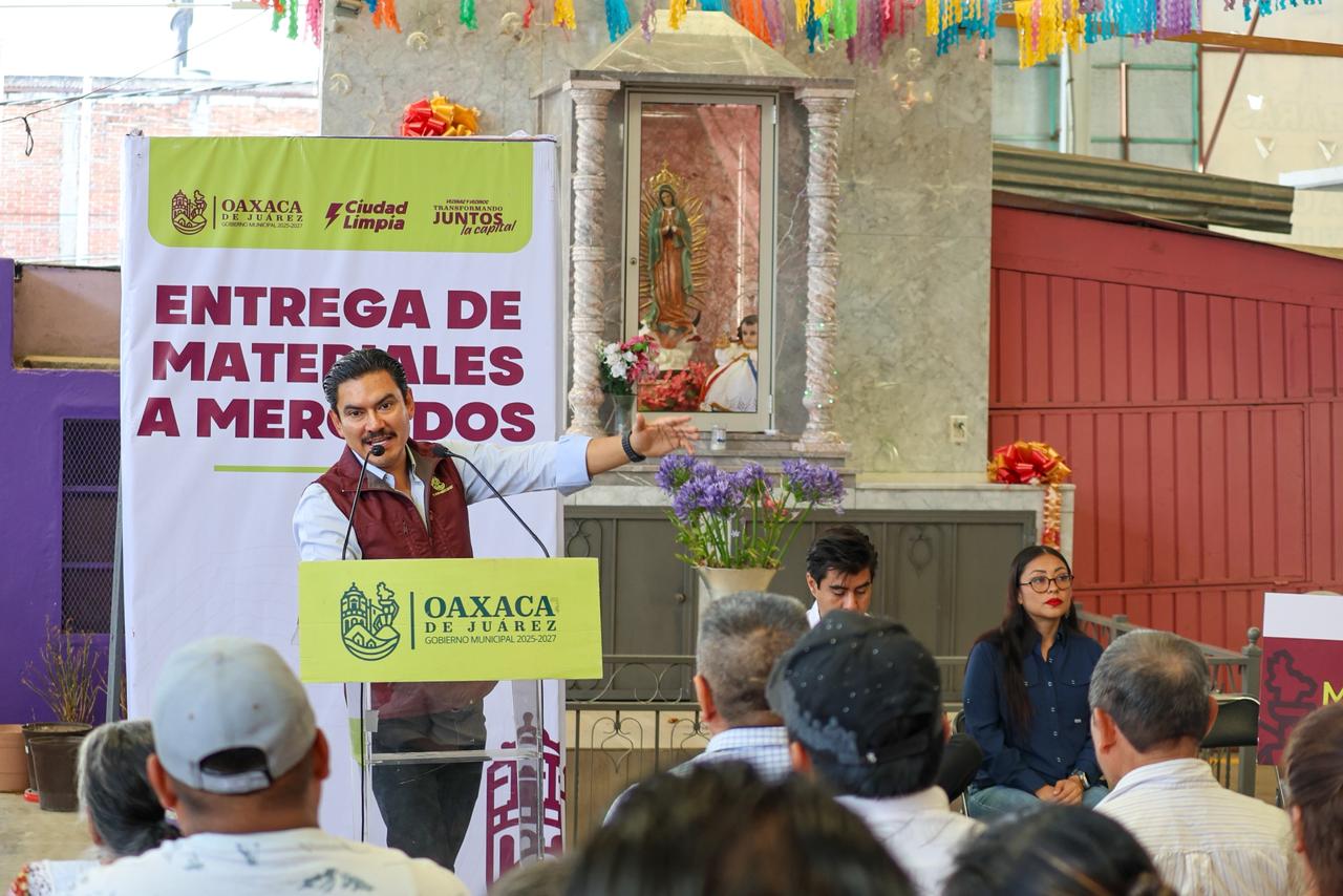 Ray Chagoya fortalece el trabajo comunitario en mercados de Oaxaca de Juárez
