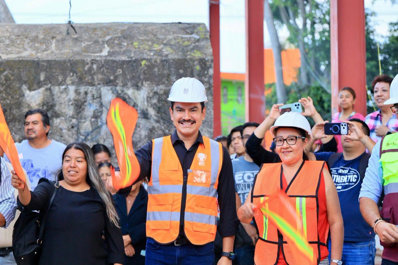 Ray Chagoya impulsa la transformación de la Unidad Deportiva Los Conos con nuevos baños y vestidores