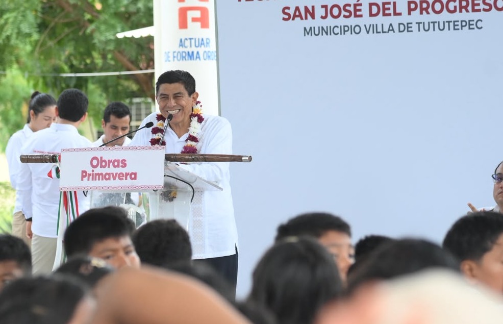La educación es prioridad para la Primavera Oaxaqueña: Salomón Jara