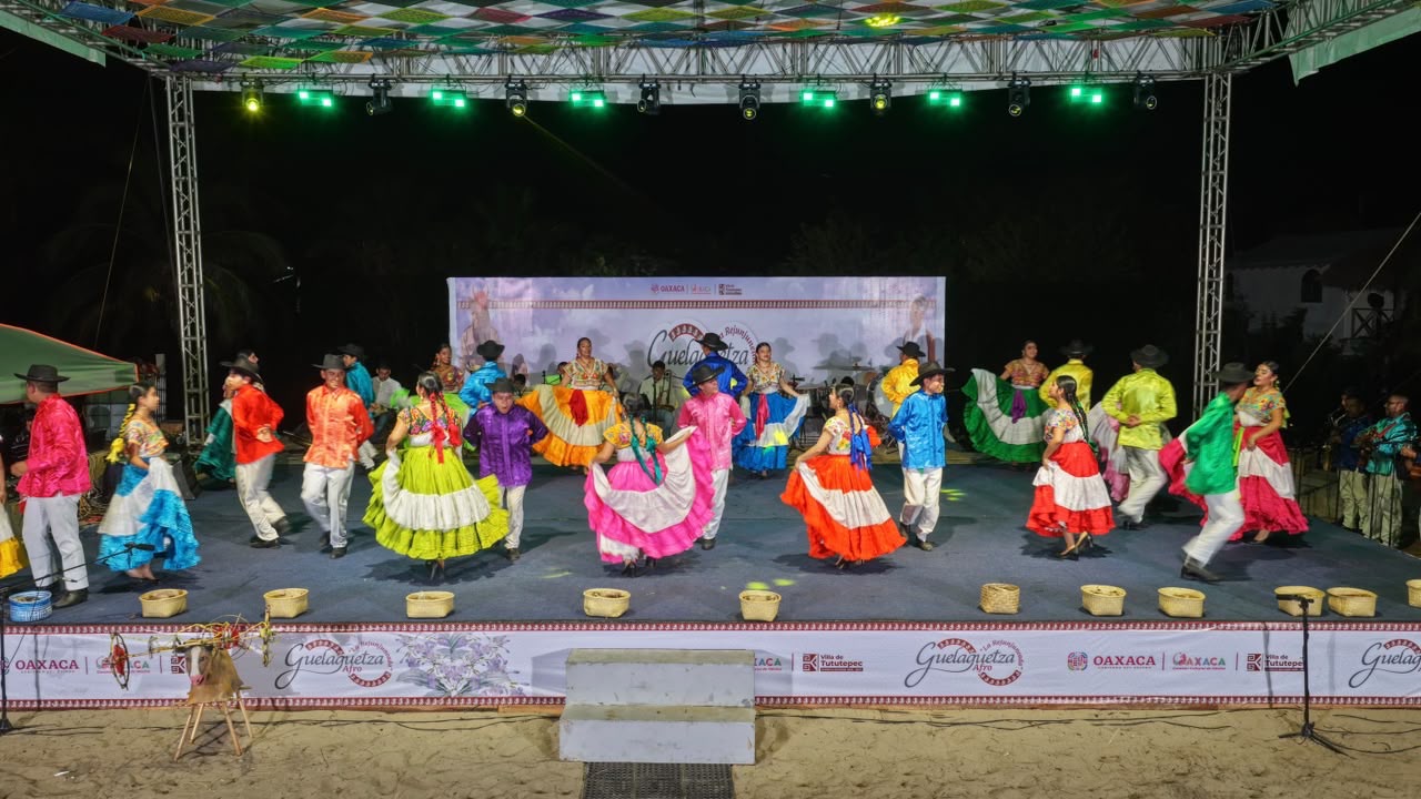 La primera Guelaguetza Afro reunió historia, resistencia y alegría en Chacahua Isla
